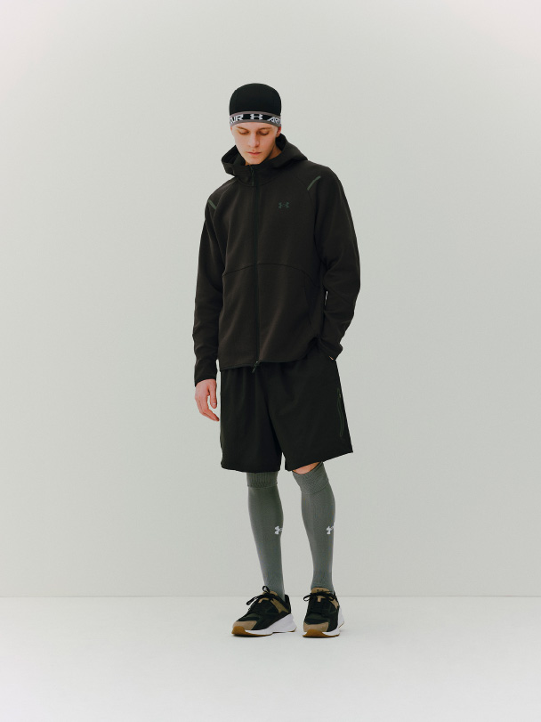 LOOK 01