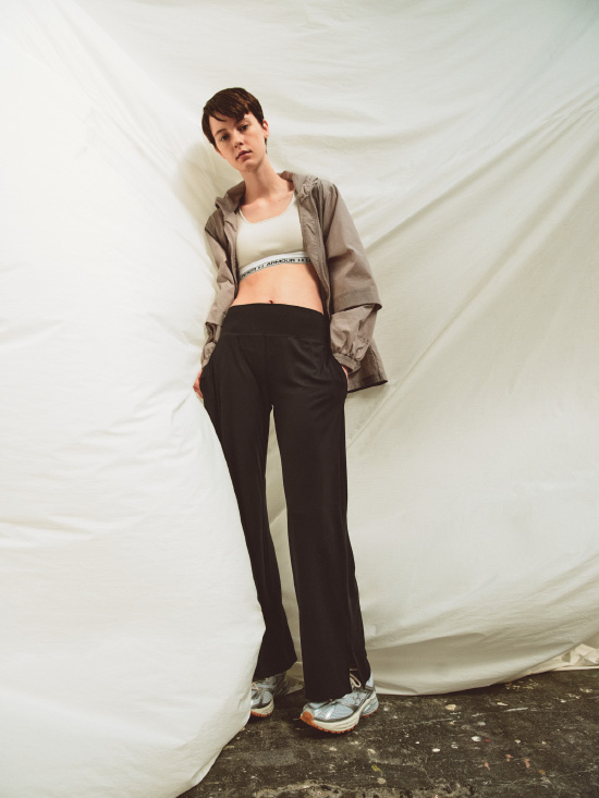LOOK 02